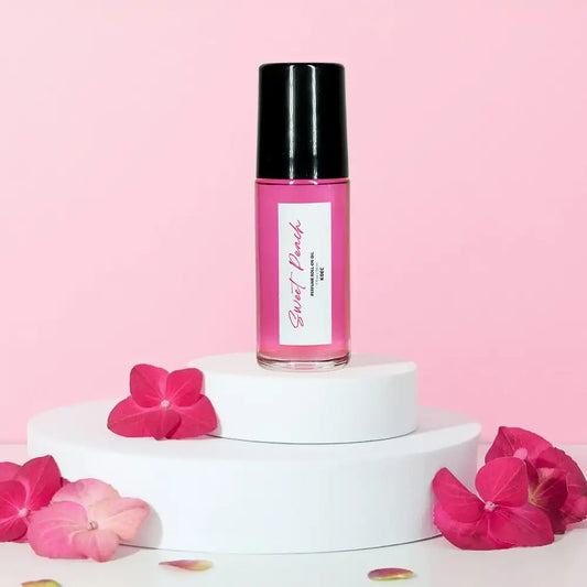 30ml MAIRA'S COLLECTIONS Sweet Peach fragrance roll-on oil with jasmine and musk, nourishing and long-lasting natural scent.