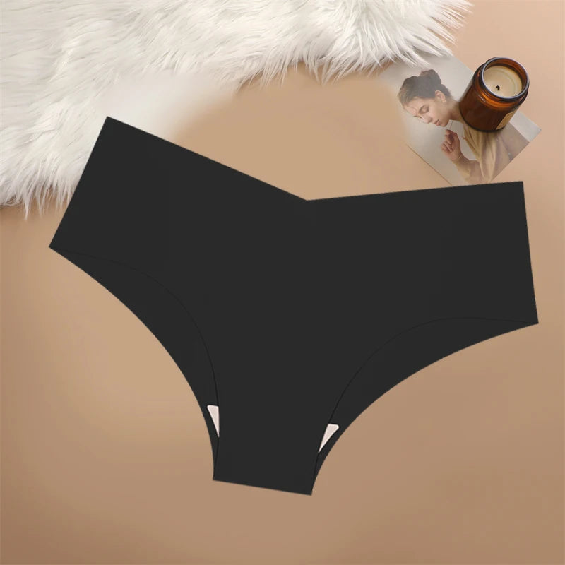 MAIRA'S COLLECTIONS FINETOO seamless V-waist panties in soft fabric, shown in a light color on a flat surface.