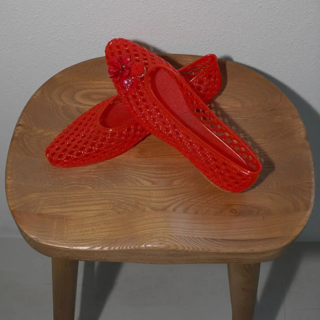 Women's crystal jelly flats by MAIRA'S COLLECTIONS featuring pointed toe design and summer-ready transparent jelly material.