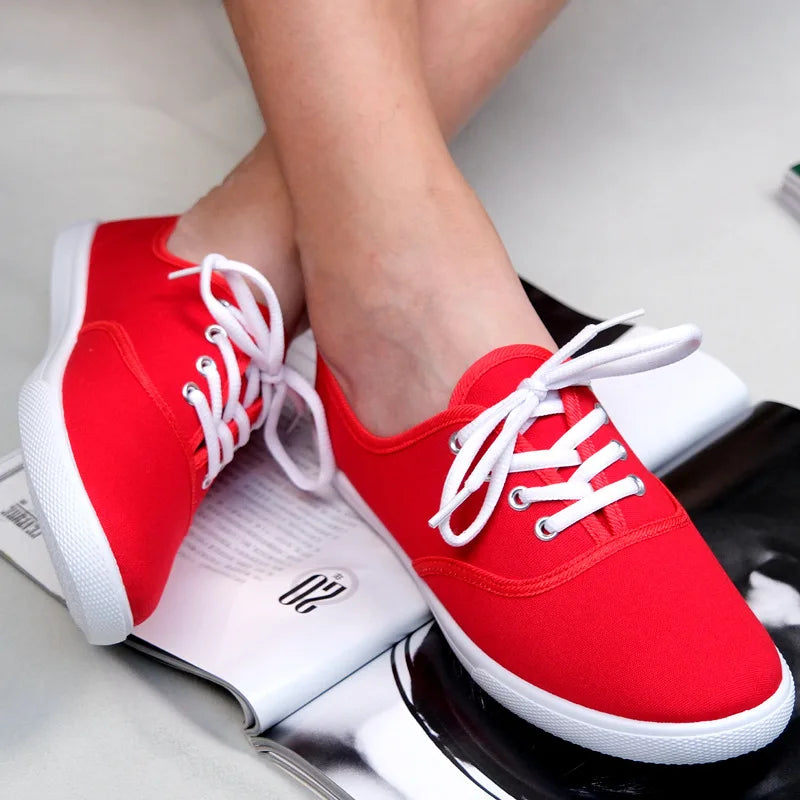 Women's breathable lace-up canvas sneakers with platform sole in size 42 from MAIRA'S COLLECTIONS, shown in a side view.