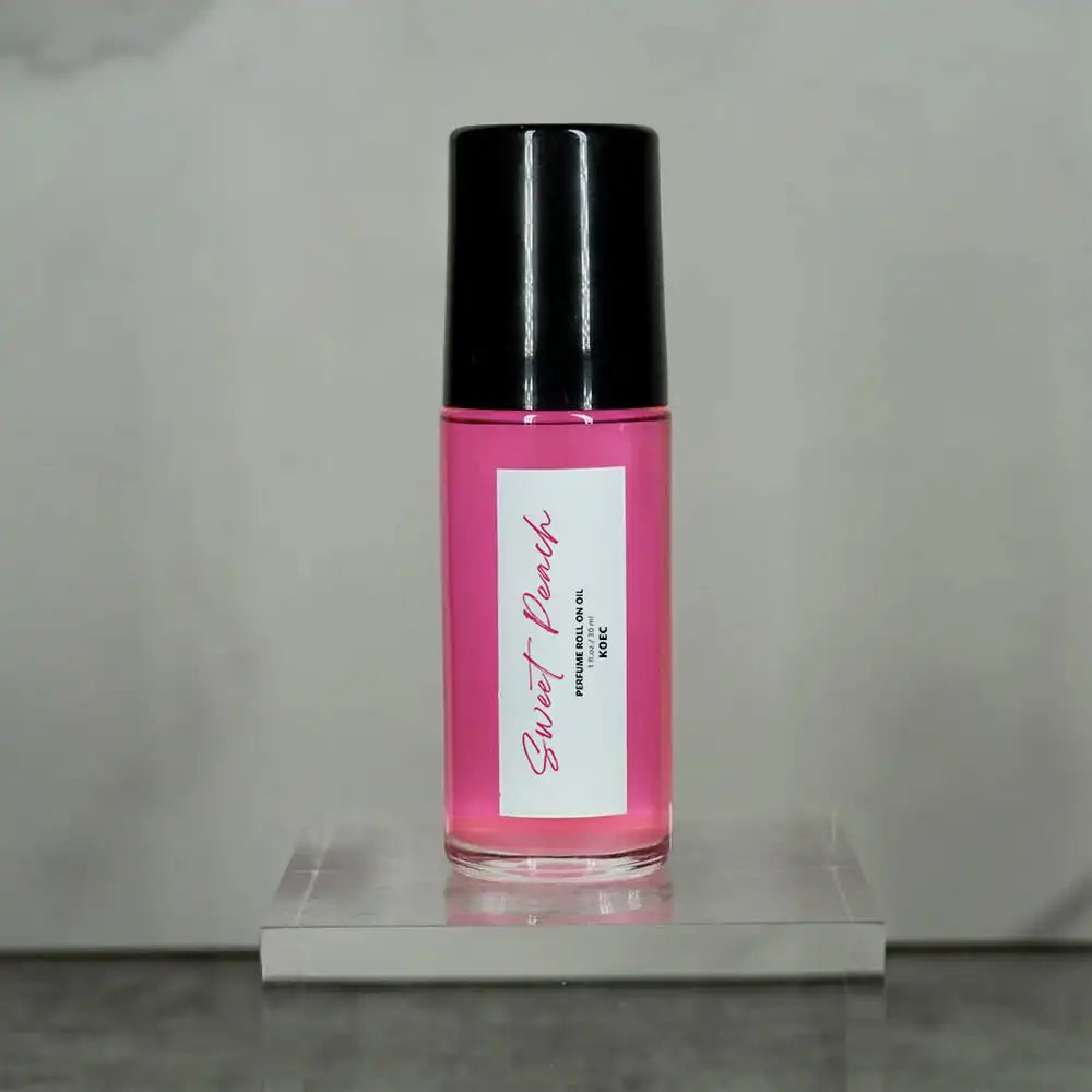 MAIRA'S COLLECTIONS 30ml Sweet Peach fragrance roll-on oil with jasmine and musk, nourishing and long-lasting natural scent.
